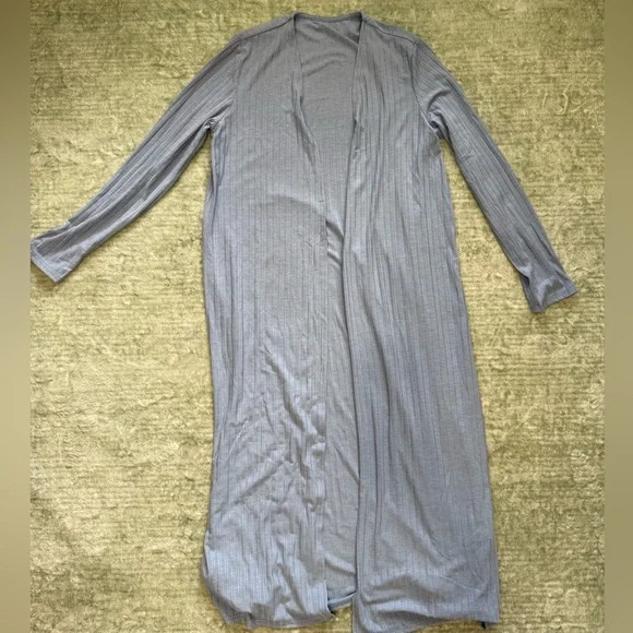 Elegant Gray Women's Long Sleeve Cardigan - Picture 4 of 10